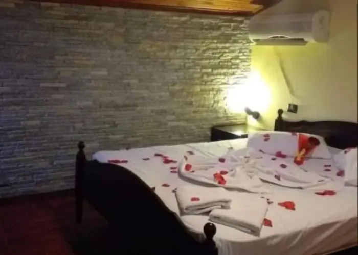 Studenti Love hôtel Tirana